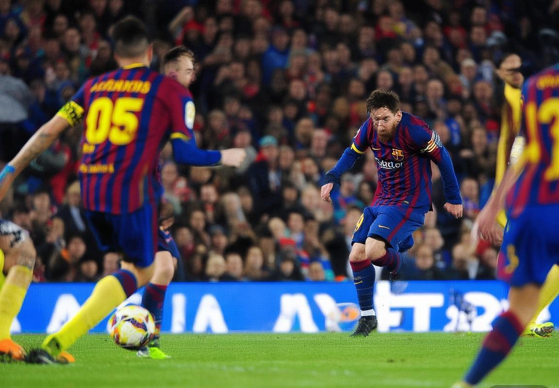 巴塞罗那VS莱万特：梅西领衔的战术对决与激情碰撞(图2)